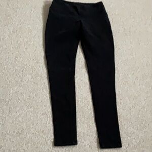 FIG CHALET black yoga or stretch pants. Proudly Canadian.